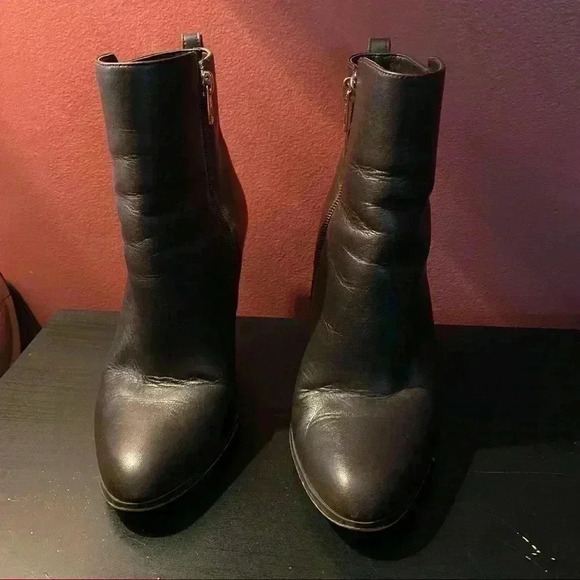 Coach Brown Boots - Picture 1 of 6